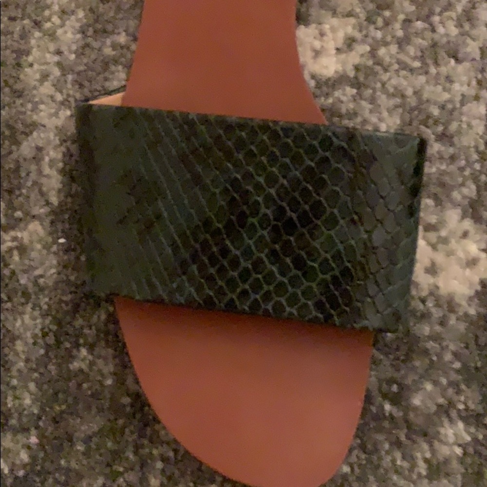 Zara Basic Collection Sandals - Picture 2 of 3